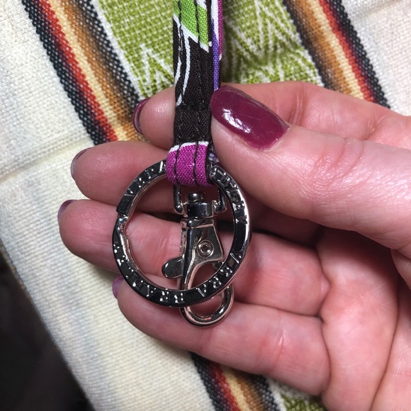 Vera Bradley Different lanyard keychain clip - Picture 3 of 6
